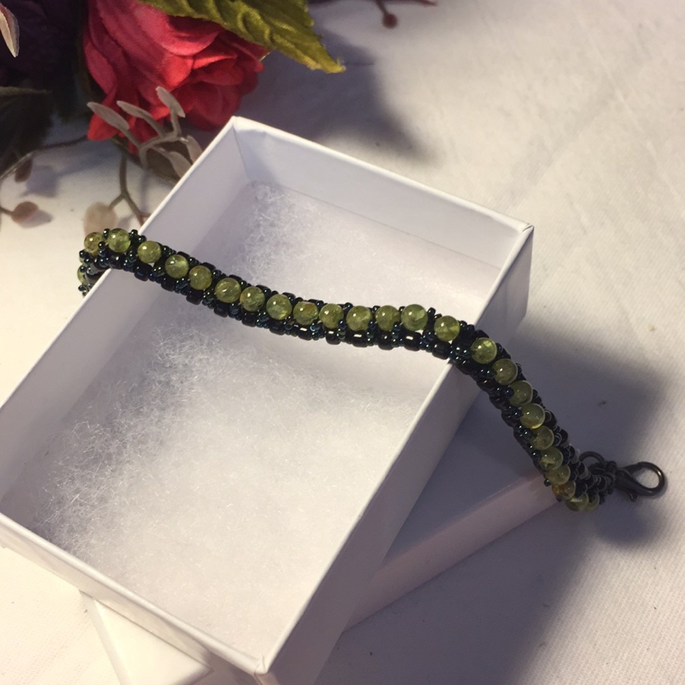 Peridot Bracelet by JEWELRY FROM THE HEART - Picture 6 of 6